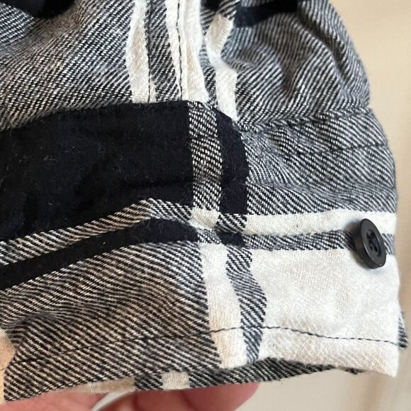 RSQ Flannel Shirt Men's L‎ Black White Check Button Up Casual Outdoors Work - Picture 8 of 10